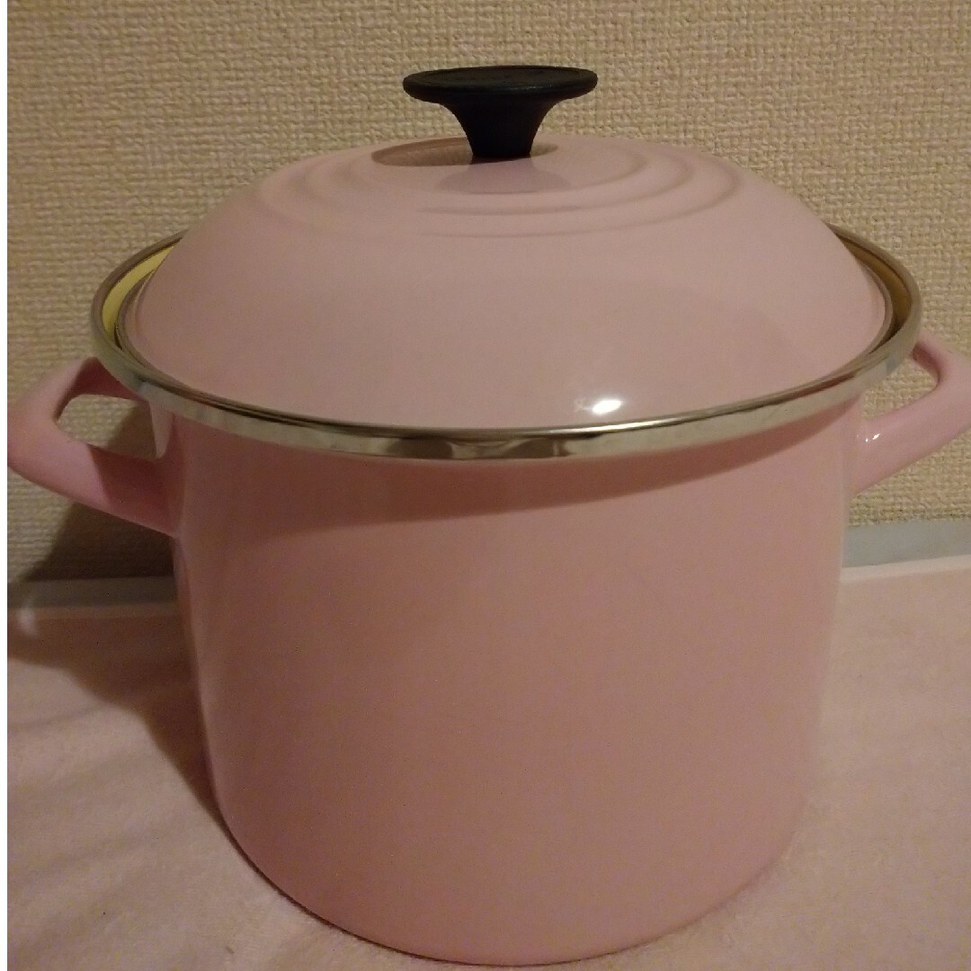 LE CREUSET - ル・クルーゼ ストックポット ピンクの通販 by MOMON's ...