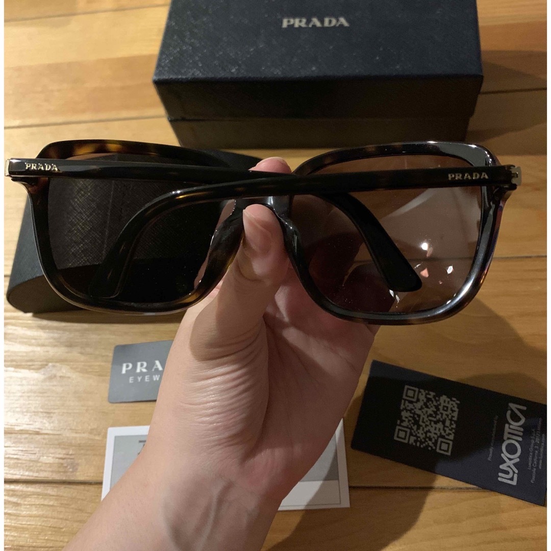 PRADA(プラダ)のPLADA サングラス レディースのファッション小物(サングラス/メガネ)の商品写真