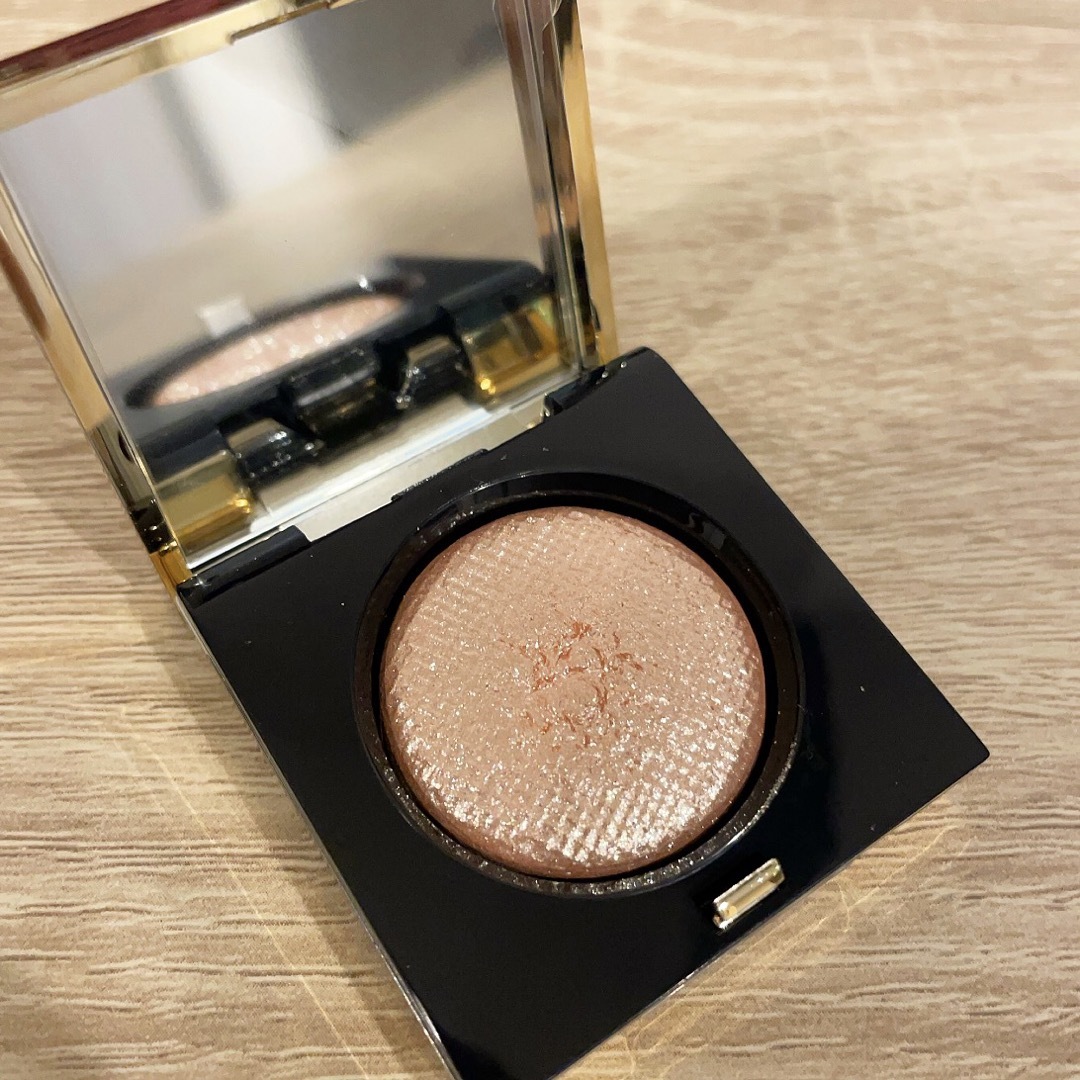 BOBBI BROWN(ボビイブラウン)のBOBBI BROWN ムーンストーン コスメ/美容のベースメイク/化粧品(アイシャドウ)の商品写真