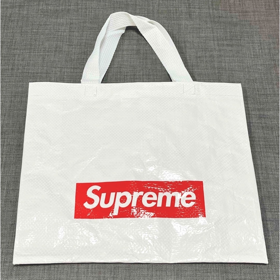 Supreme(シュプリーム)の小 新型 Supreme eco bag 23SS シュプリーム ショッパー メンズのバッグ(エコバッグ)の商品写真