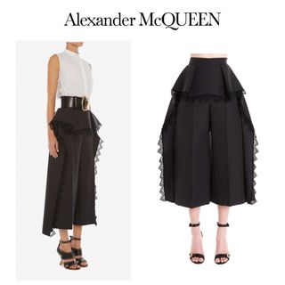 アレキサンダーマックイーン(Alexander McQueen)の【美品】アレキサンダーマックイーン フレアパンツ(カジュアルパンツ)