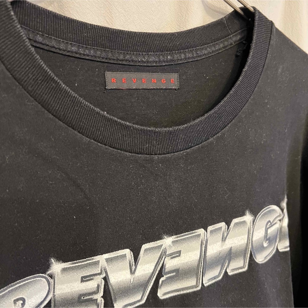 REVENGE x STORM(リベンジストーム)のREVENGE Tシャツ リベンジ ブラック XL 中古 リベンジストーム メンズのトップス(Tシャツ/カットソー(半袖/袖なし))の商品写真