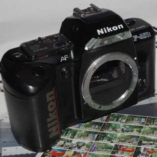 ニコン(Nikon)のフィルムカメラ　Nikon F-401s(フィルムカメラ)