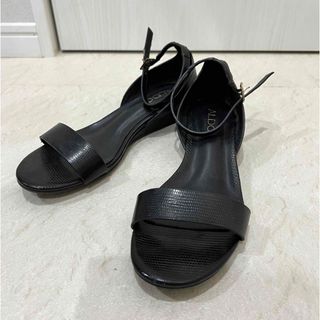 アルド(ALDO)のALDO サンダル　23cm(サンダル)