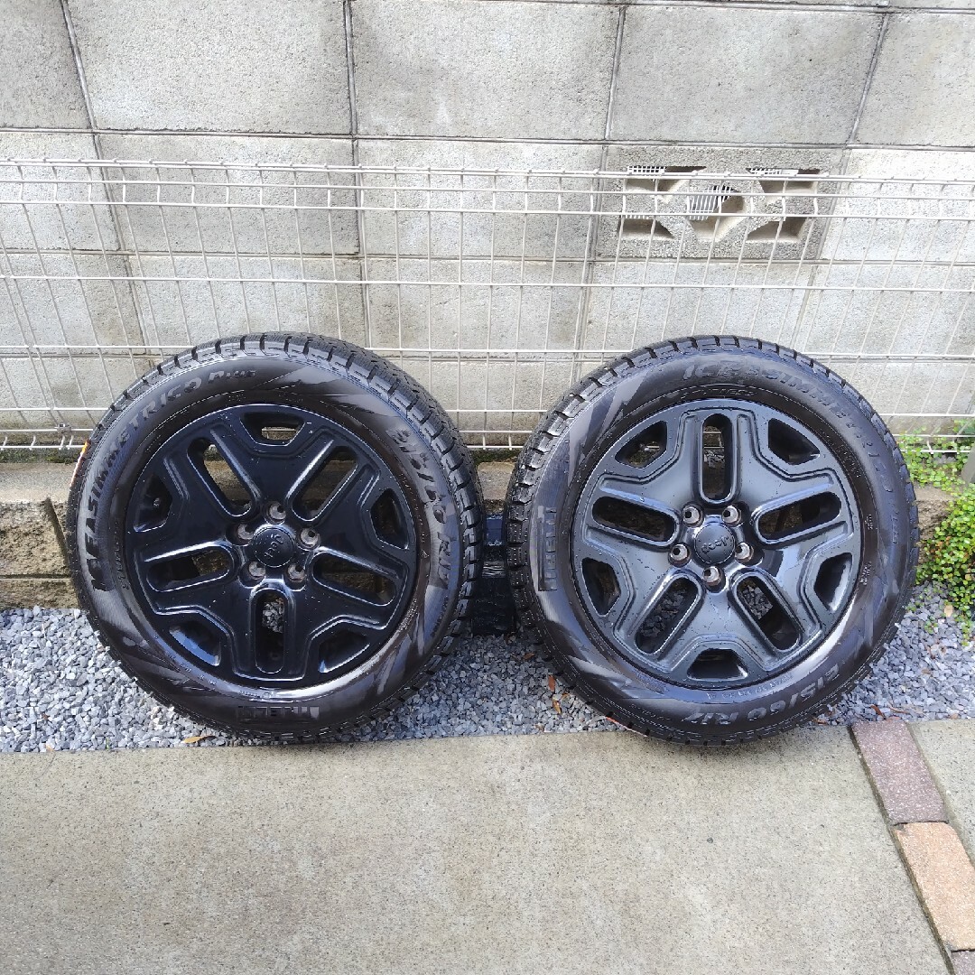 Jeep レネゲード 純正ホイール ピレリスタッドレスタイヤ 4本セット Jeep レネゲード 純正ホイール ピレリスタッドレスタイヤ 4本セット