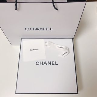 シャネル(CHANEL)のCHANEL シャネル　ショッパー　ショップ袋　ケース　リボン付き　プレゼント(ショップ袋)