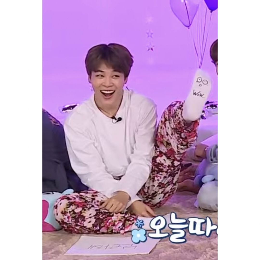 BTS JIMIN ジミン☆靴下落書きワッペン&キーホルダー セット(~o BTS JIMIN ジミン☆靴下落書きワッペン&キーホルダー セット(~o
