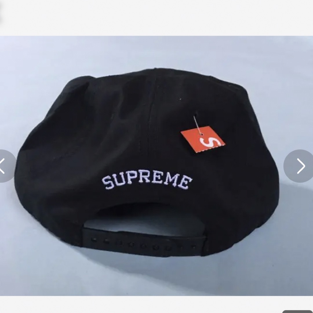 Supreme 21SS Supreme KAWS Chalk Logo