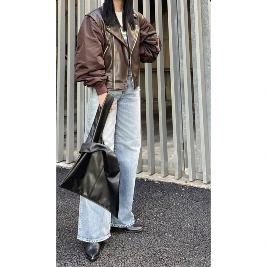 moussy(マウジー)のMOUSSY最新ノベルティ♡FAUX LEATHER BAG♡レザーバッグ♡黒 エンタメ/ホビーのコレクション(ノベルティグッズ)の商品写真