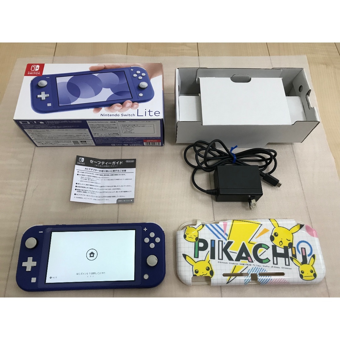 Nintendo Switch(ニンテンドースイッチ)のお得✨Switch Liteブルー本体＋ソフト8本セット✨ポケモンケース付 エンタメ/ホビーのゲームソフト/ゲーム機本体(携帯用ゲーム機本体)の商品写真