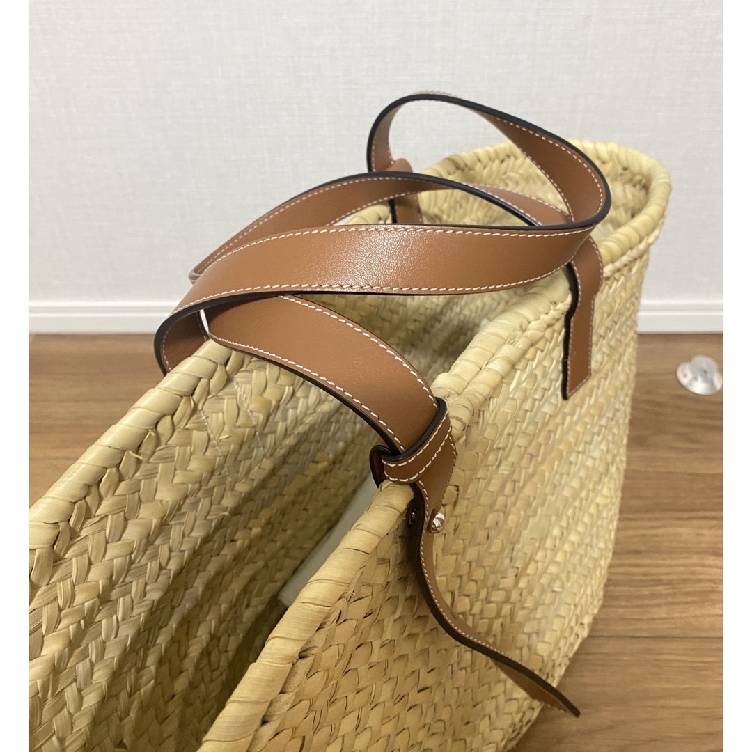 LOEWE(ロエベ)の値下げ　LOEWE ロエベ　カゴバック レディースのバッグ(かごバッグ/ストローバッグ)の商品写真