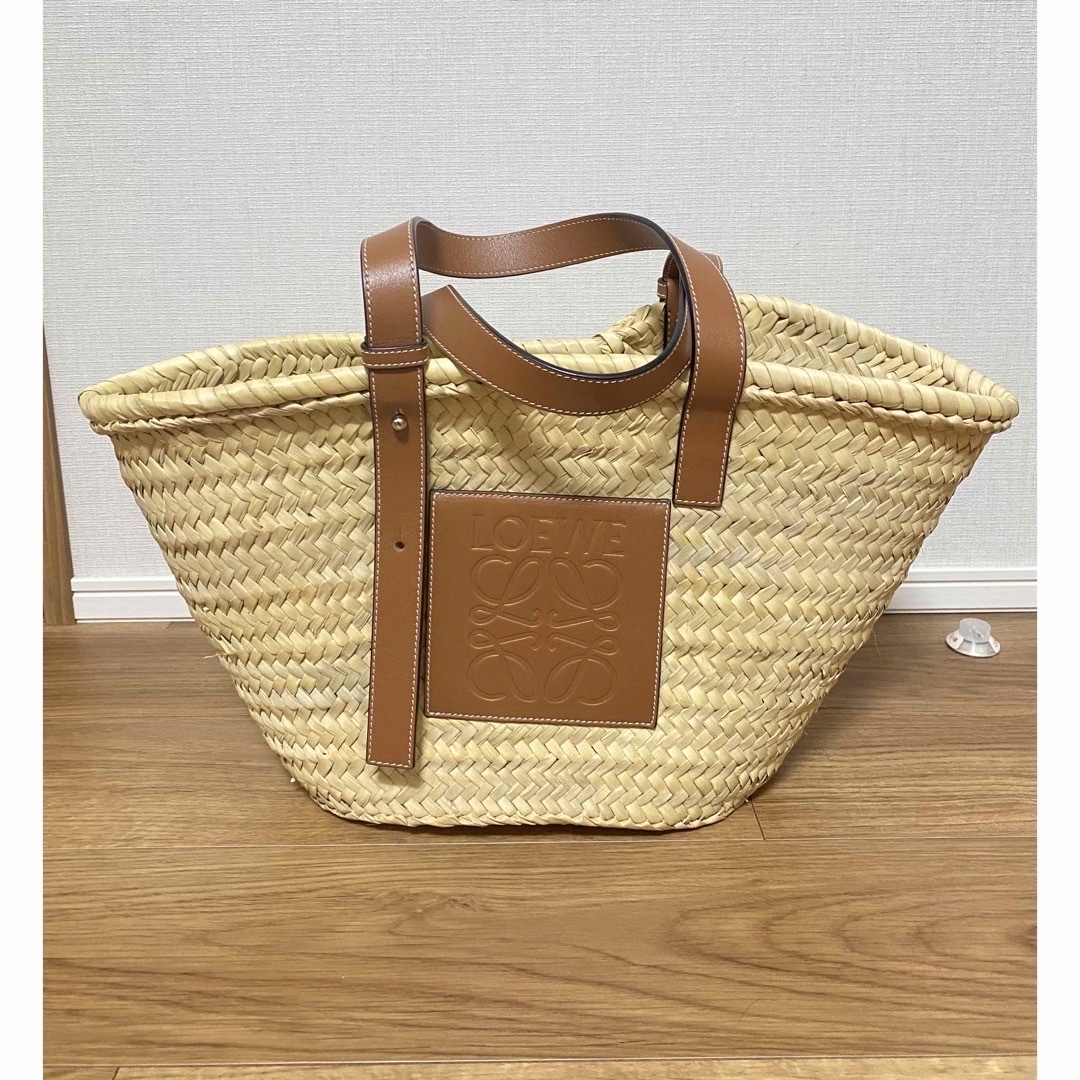 LOEWE(ロエベ)の値下げ　LOEWE ロエベ　カゴバック レディースのバッグ(かごバッグ/ストローバッグ)の商品写真