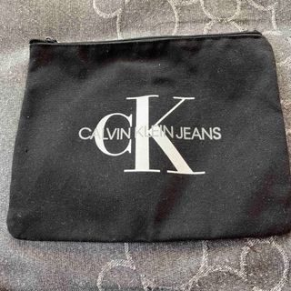 カルバンクライン(Calvin Klein)のカルバンクライン　ポーチ(ポーチ)