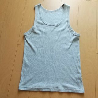 ユニクロ(UNIQLO)のUNIQLO タンクトップ グレー(タンクトップ)