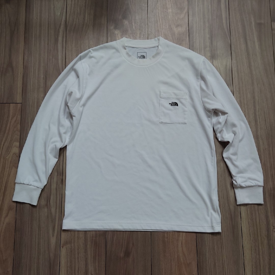 THE NORTH FACE(ザノースフェイス)のノースフェイス　ロングＴシャツ 白色　（NT62003X） メンズのトップス(Tシャツ/カットソー(七分/長袖))の商品写真