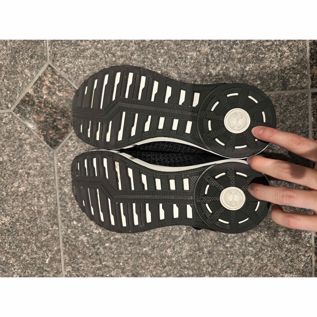 UNDER ARMOUR(アンダーアーマー)のメンズ✨アンダーアンマースニーカー❣️ メンズの靴/シューズ(スニーカー)の商品写真