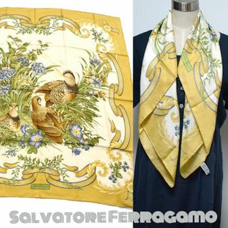 サルヴァトーレフェラガモ(Salvatore Ferragamo)のフェラガモ■ロゴ入り鳥×植物柄大判シルクスカーフ　ボタニカル　イエロー系(バンダナ/スカーフ)