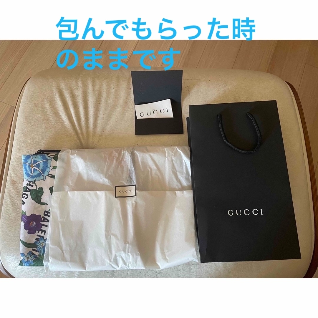 新品未使用　Gucci BALENCIAGAコラボスカーフ