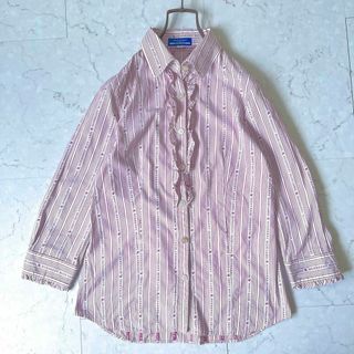 バーバリーブルーレーベル(BURBERRY BLUE LABEL)の【バーバリーブルーレーベル】美品日本製ロゴ入りストライプ フリル シャツブラウス(シャツ/ブラウス(長袖/七分))