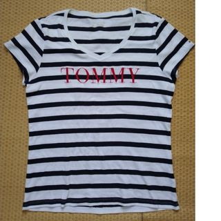 トミーヒルフィガー(TOMMY HILFIGER)のレディスTシャツ(その他)