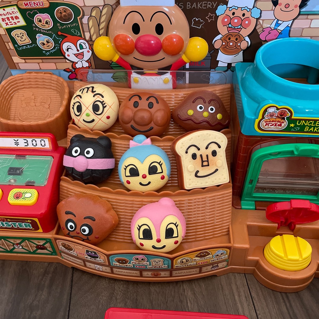 BANDAI(バンダイ)のアンパンマン かまどでやこう♪ジャムおじさんのやきたてパン工場 キッズ/ベビー/マタニティのおもちゃ(知育玩具)の商品写真