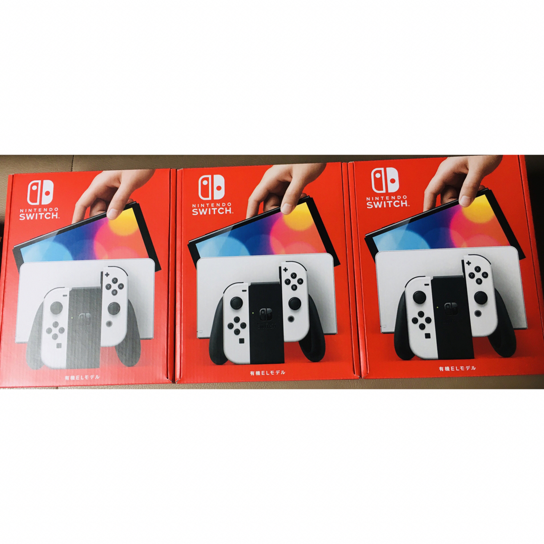 Nintendo Switch(ニンテンドースイッチ)の即日発送★ 新品未開封品Nintendo Switch有機EL 3台　ホワイト  エンタメ/ホビーのゲームソフト/ゲーム機本体(家庭用ゲーム機本体)の商品写真