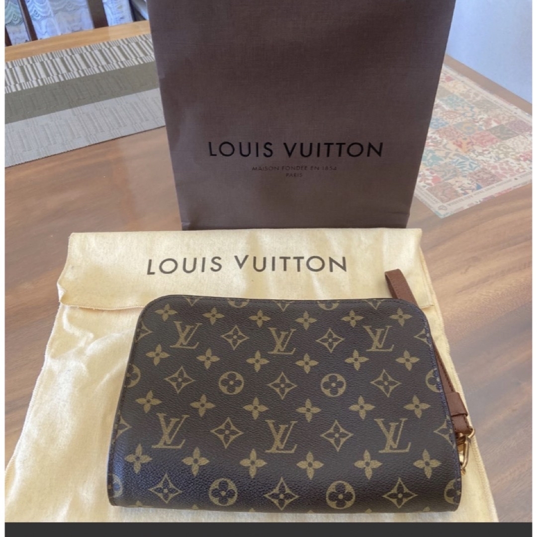 LOUIS VUITTON(ルイヴィトン)のLOUIS VUITTON セカンドバッグ メンズのバッグ(セカンドバッグ/クラッチバッグ)の商品写真