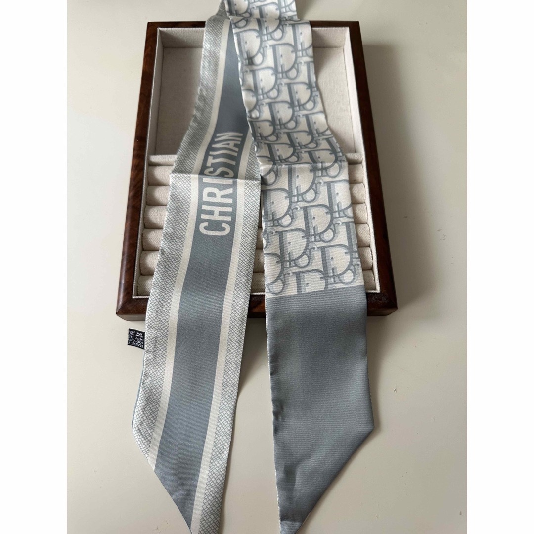新作 二枚セット　スカーフ リボンスカーフ リボンタイ bagリボン  レディースのファッション小物(バンダナ/スカーフ)の商品写真