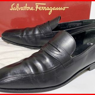 サルヴァトーレフェラガモ(Salvatore Ferragamo)のフェラガモ 9≒27cm スワールトゥ 黒 レザー C(ドレス/ビジネス)