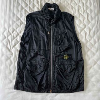 ストーンアイランド(STONE ISLAND)の【極希少】ストーンアイランド ナイロンベスト ROSO-TC 黒 Lサイズ(ベスト)