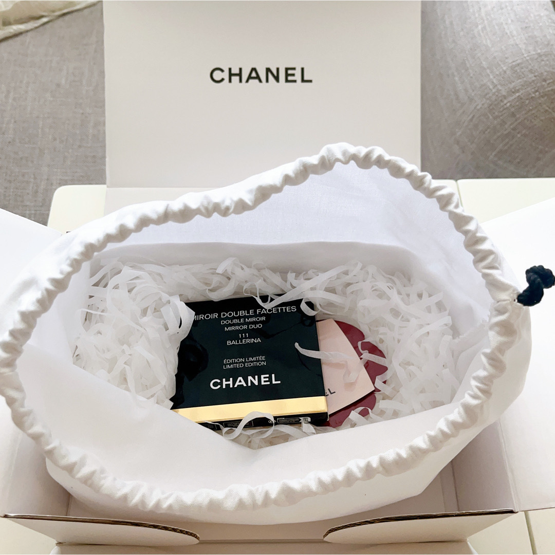 シャネルCHANEL 限定ミラー  バレリーナ111