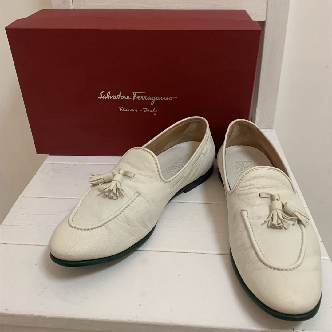 ★SalvatoreFerragamo シボ革ドライビングシューズ