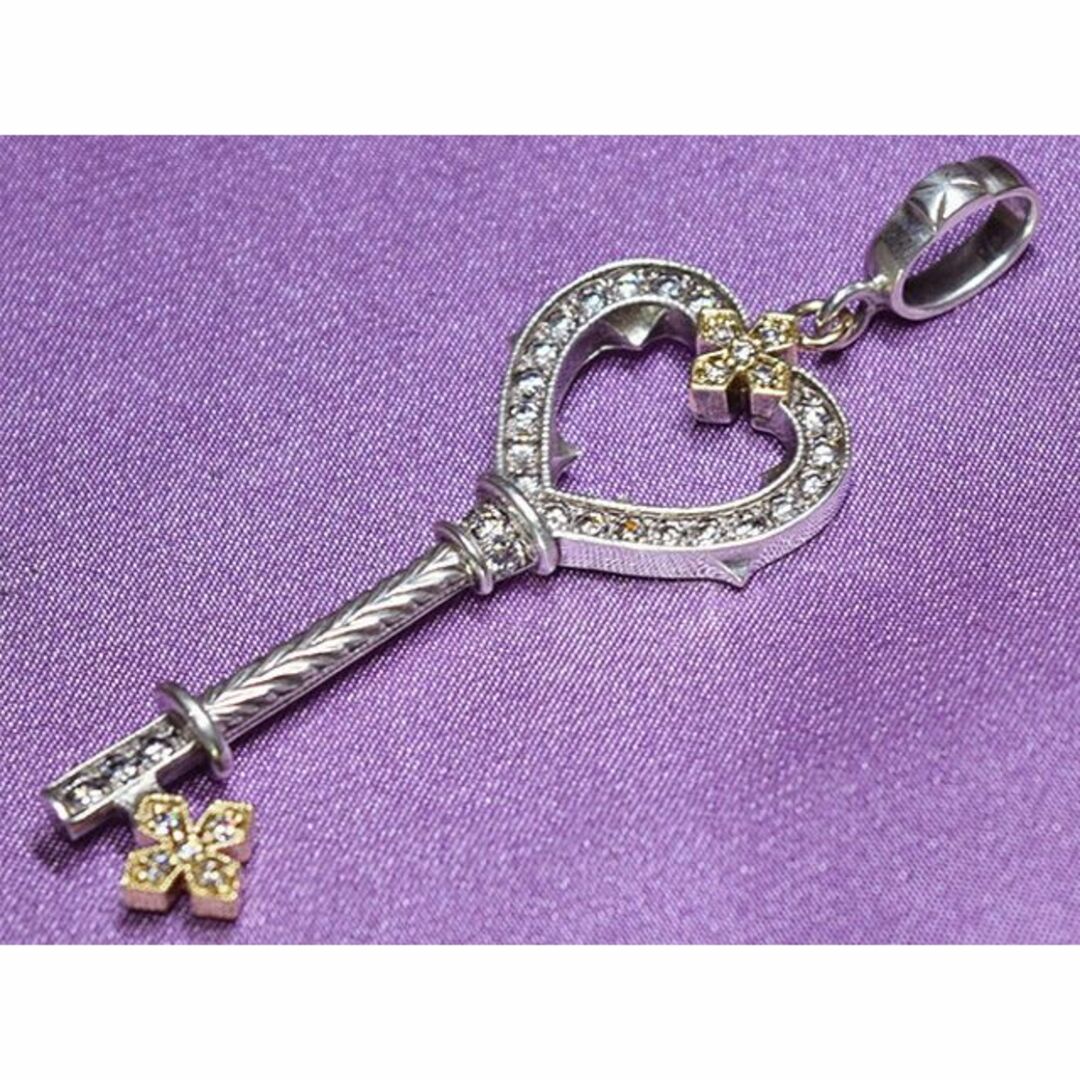 Med Gothic Princess Heart Key SV/YG/CZ