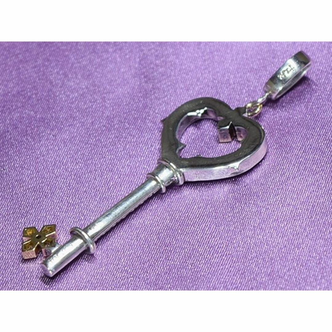 Med Gothic Princess Heart Key SV/YG/CZ約６２ｘ１９ｍｍ刻印