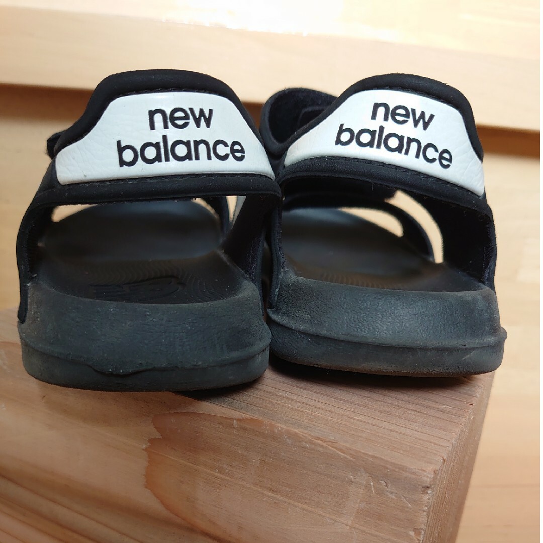 New Balance(ニューバランス)のnew balance　キッズ　サンダル　18cm キッズ/ベビー/マタニティのキッズ靴/シューズ(15cm~)(サンダル)の商品写真