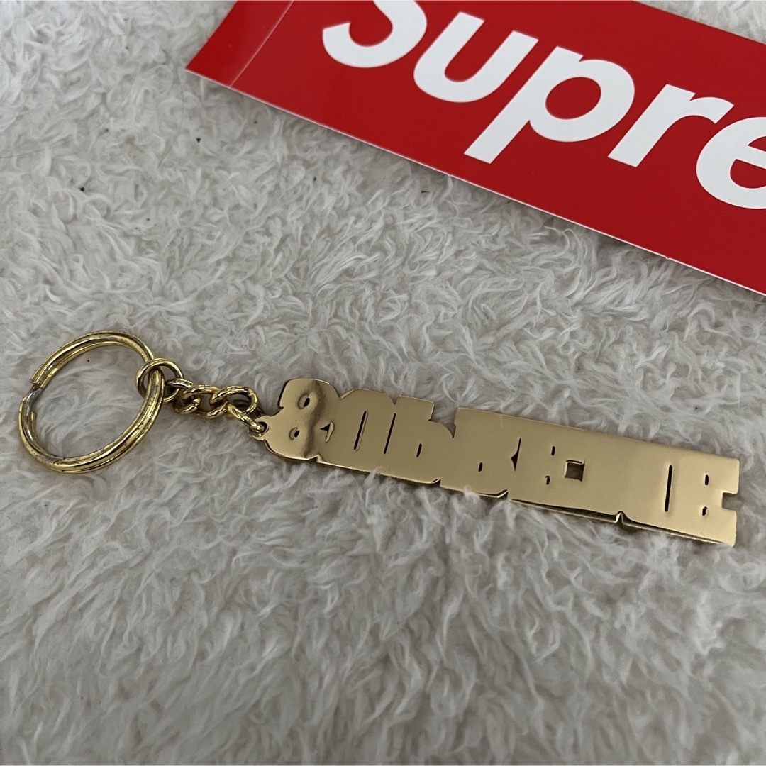supreme キーホルダー キーリング Block Logo Keychain supreme キーホルダー キーリング Block Logo Keychain