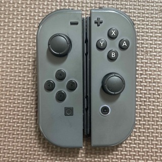 ニンテンドースイッチ(Nintendo Switch)の任天堂Switchジョイコン　グレー　廃盤　最終価格です(家庭用ゲーム機本体)