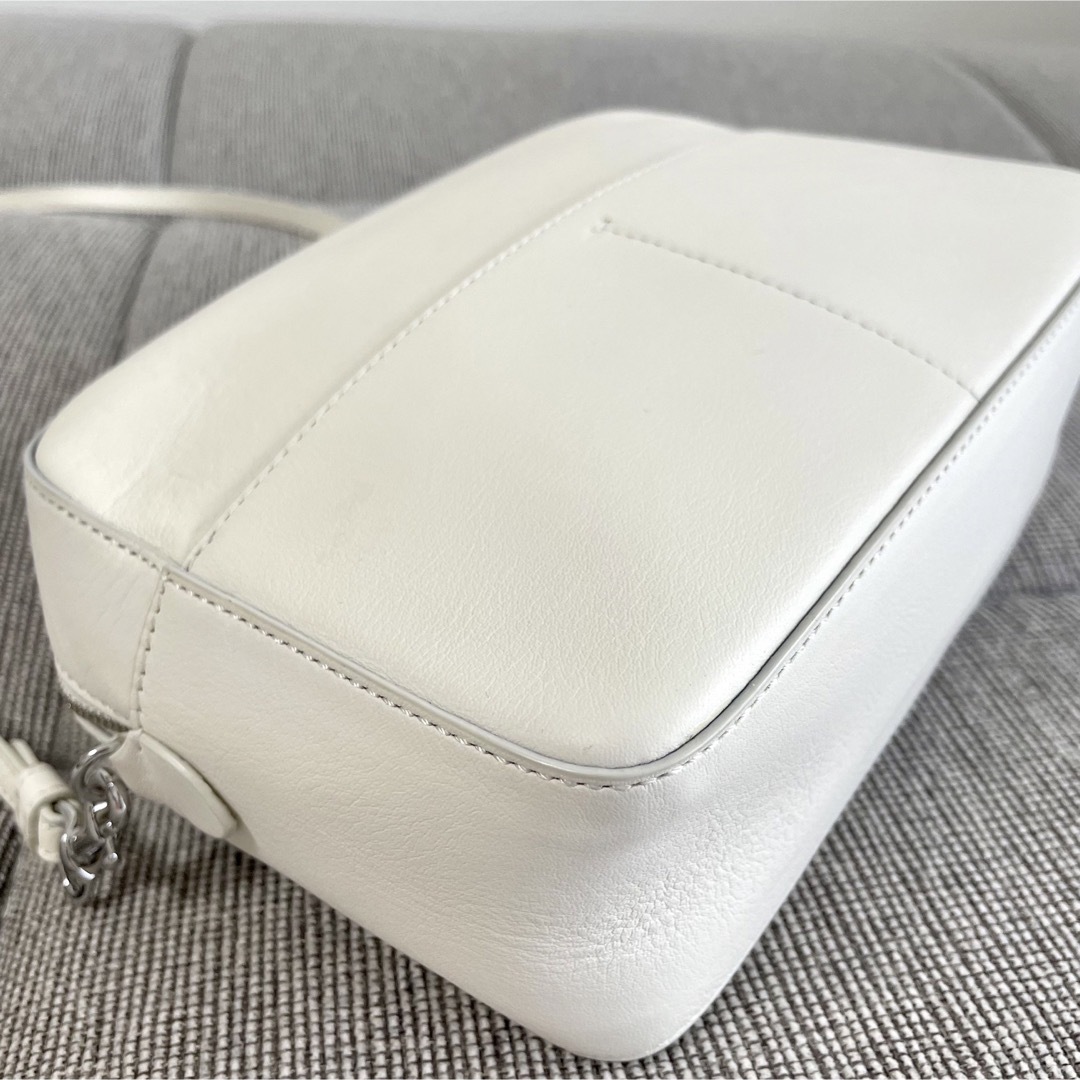 ほぼ未使用】J&M Davidson / PEBBLE ほぼ未使用】J&M Davidson / PEBBLE