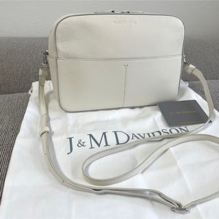 ジェイアンドエムデヴィッドソン(J&M DAVIDSON)の【ほぼ未使用】J&M Davidson / PEBBLE(ショルダーバッグ)