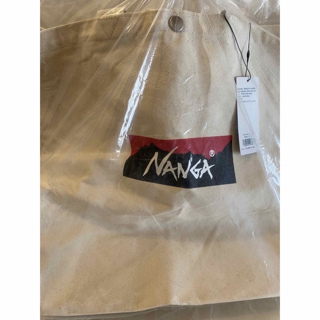 NANGA(ナンガ)のNANGA ナンガ コットン　ロゴキャンバストート 2WAY バッグ  メンズのバッグ(ショルダーバッグ)の商品写真