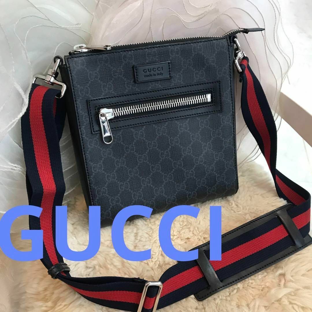 GUCCI グッチ・メッセンジャーバック♡美品 GG柄・PVC素材 A4可能!- GUCCI グッチ・メッセンジャーバック♡美品 GG柄・PVC素材 A4可能!-