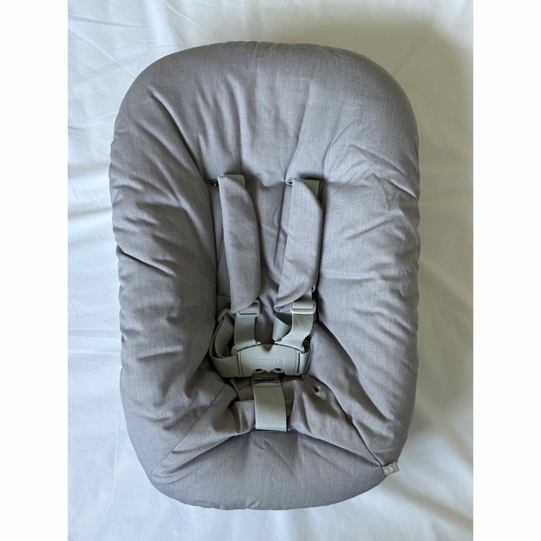 Stokke(ストッケ)のストッケ トリップトラップ ニューボーンセット 新生児  STOKKE グレー キッズ/ベビー/マタニティの寝具/家具(その他)の商品写真