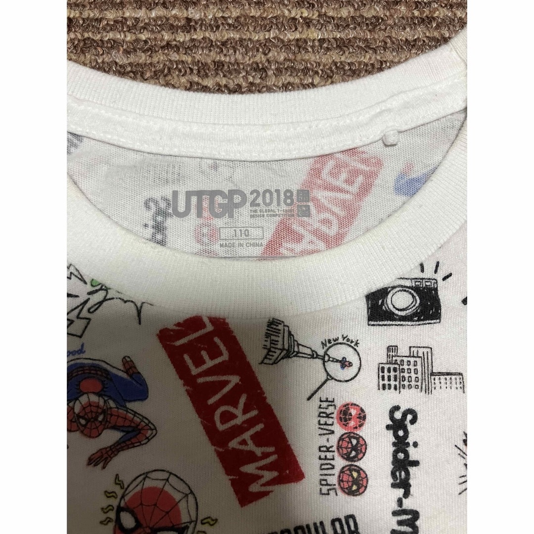 UNIQLO(ユニクロ)のユニクロ　スパイダーマンtシャツ110cm キッズ/ベビー/マタニティのキッズ服男の子用(90cm~)(Tシャツ/カットソー)の商品写真