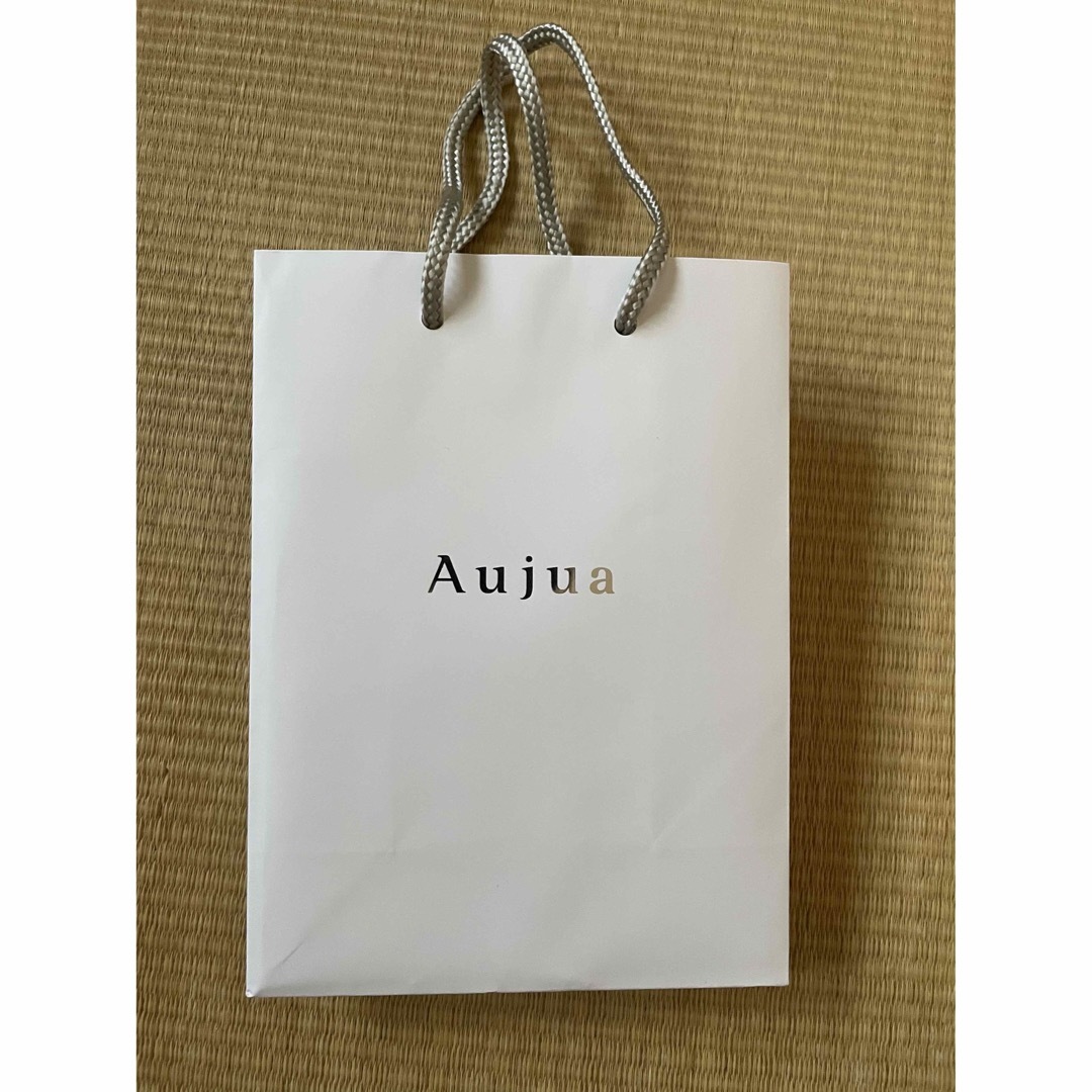 Aujua(オージュア)のAujua 紙袋【美品】 レディースのバッグ(ショップ袋)の商品写真