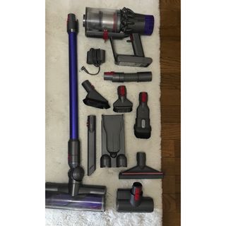 ダイソン(Dyson)の再出品☆【ジャンク】ダイソン ・サイクロンv10・説明書付☆１３点全て揃ってます(掃除機)