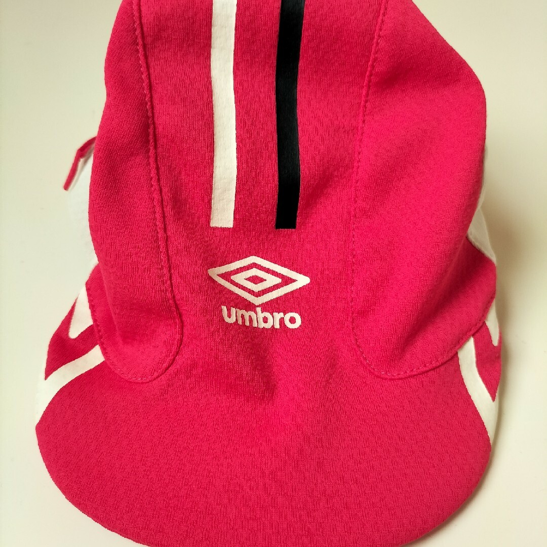 UMBRO(アンブロ)のアンブロキャップ スポーツ/アウトドアのサッカー/フットサル(その他)の商品写真