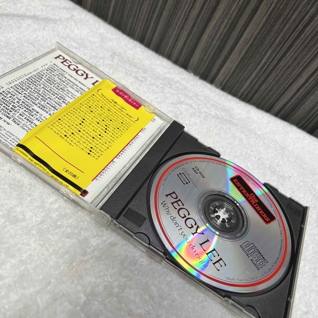 ピスタチオ様専用PEGGY LEEとホリデ　の二枚セット エンタメ/ホビーのCD(ブルース)の商品写真