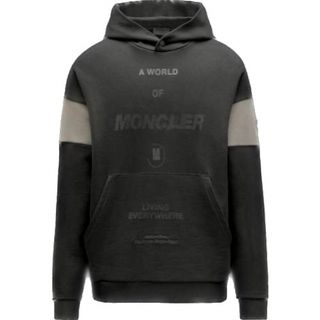 モンクレール(MONCLER)のMONCLER モンクレール ロゴワッペン パーカー フーディー ブラック 黒(パーカー)