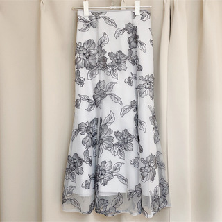 ジャスグリッティー(JUSGLITTY)のジャスグリッティー 花柄チュール刺繍レーススカート 0(ロングスカート)