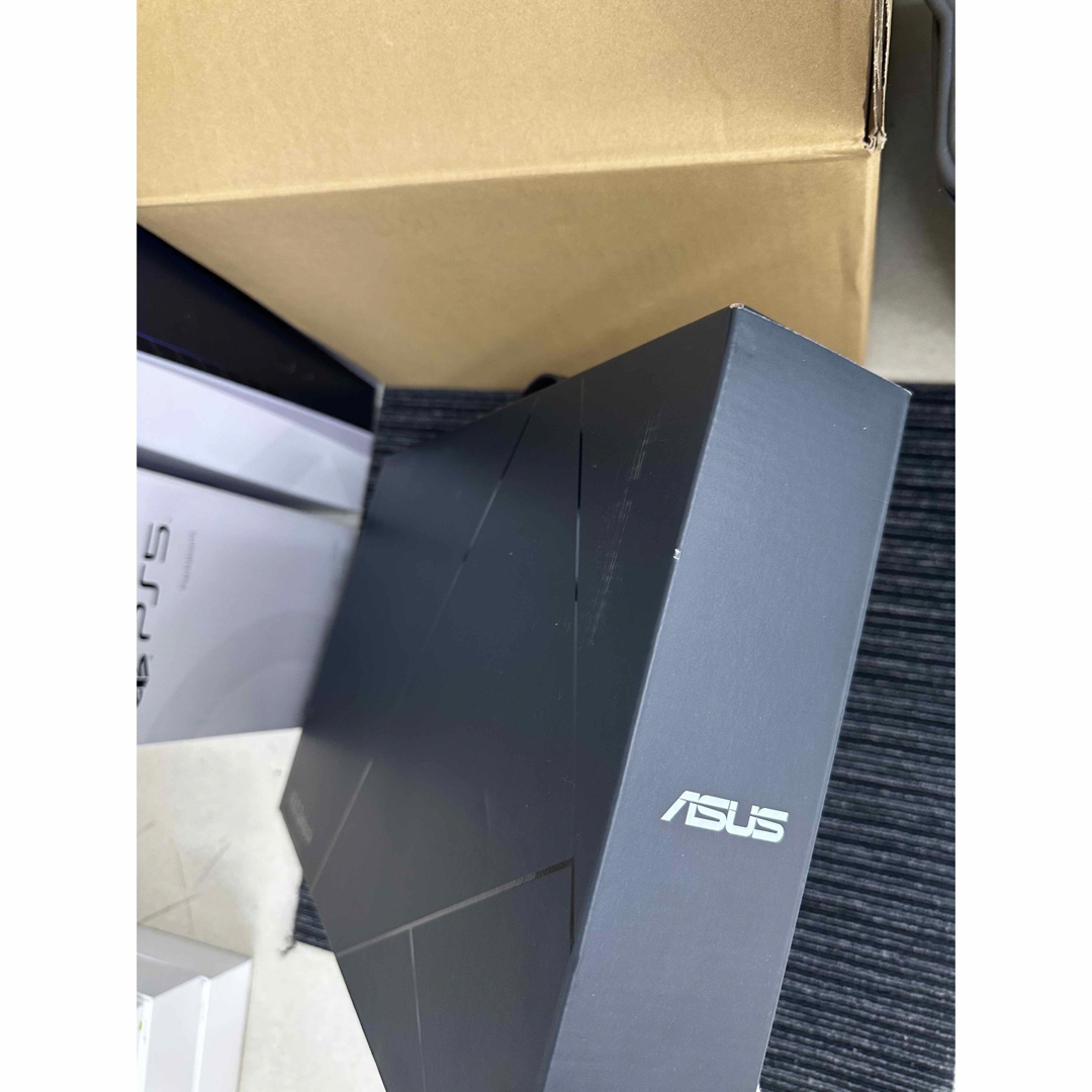 ASUS(エイスース)の新品 纯正 ASUS Zenbook 15.6型16GB /512GB スマホ/家電/カメラのPC/タブレット(ノートPC)の商品写真